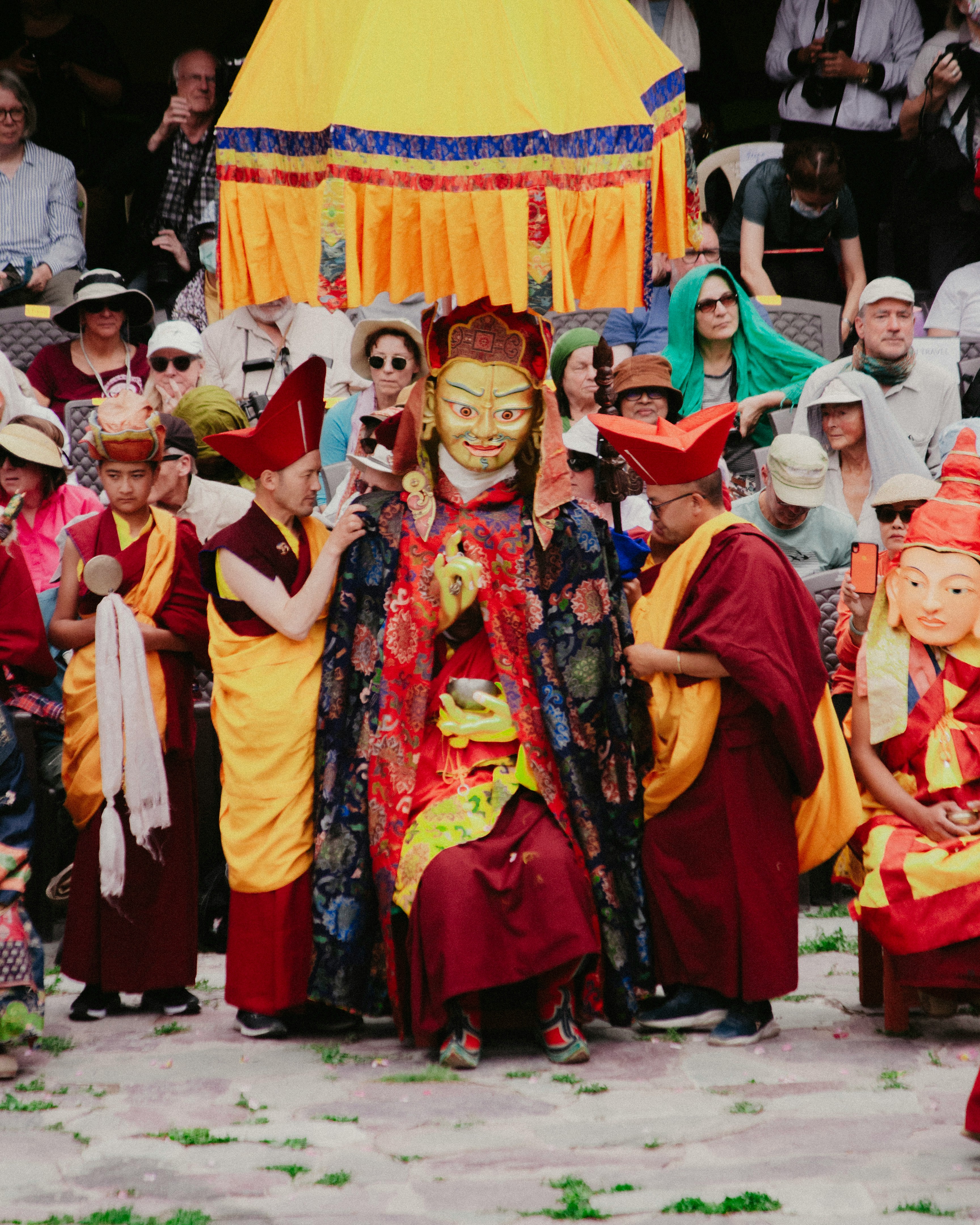 Tibetan Epic Tradition and Modern Literature